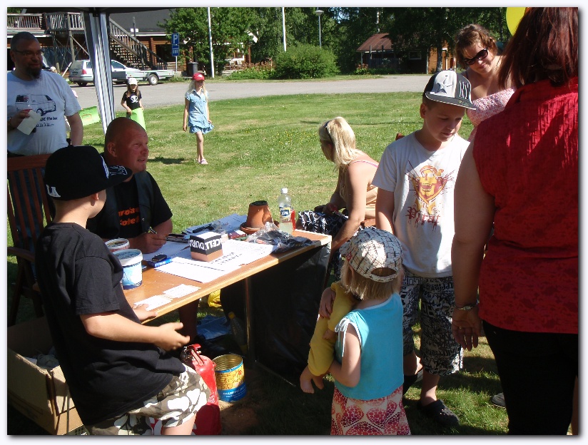 802x601 pixels (246K)